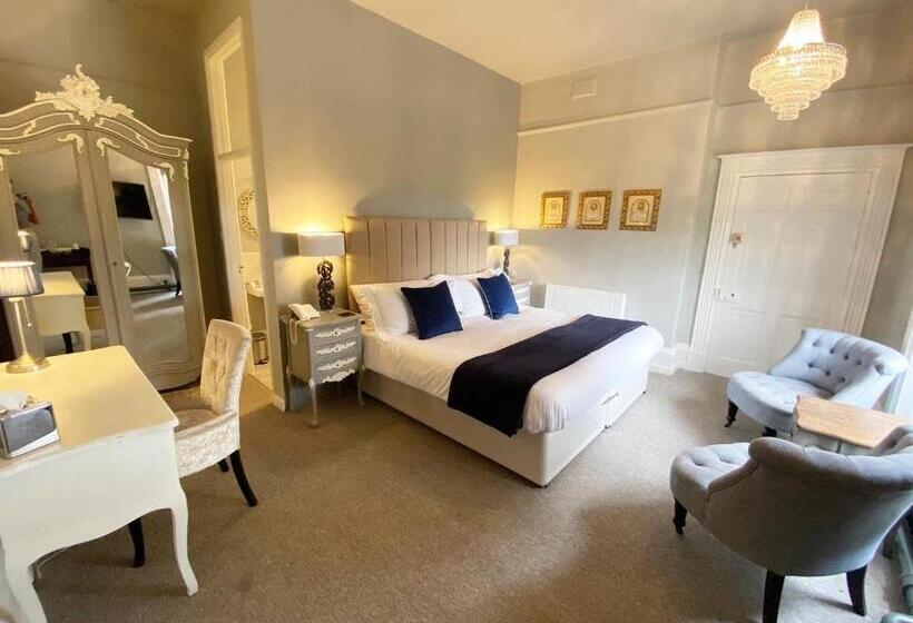 Номер Стандарт, Glewstone Court Country House