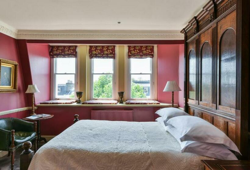 Номер Superior, The Gore London   Starhotels Collezione
