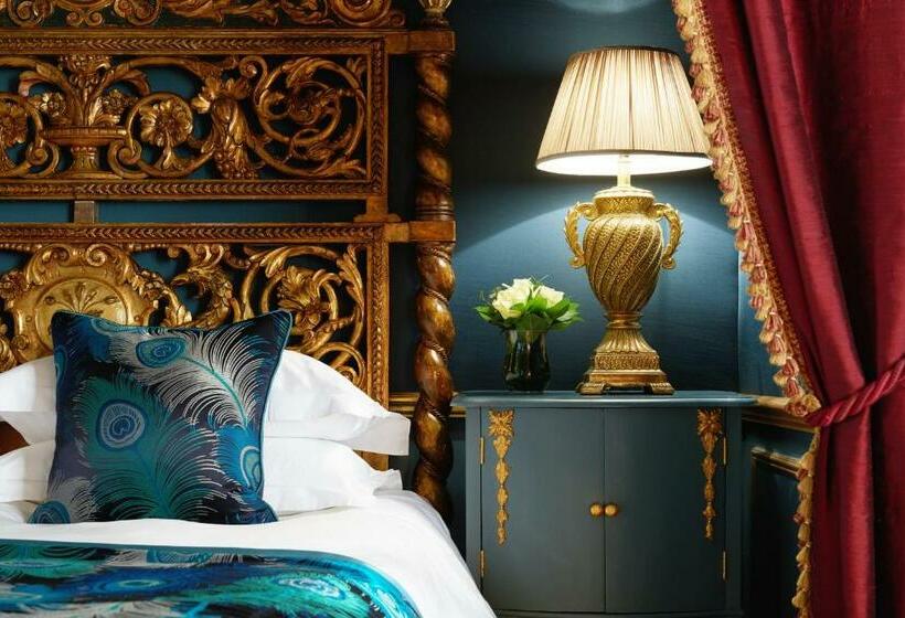 Полулюкс, The Gore London   Starhotels Collezione