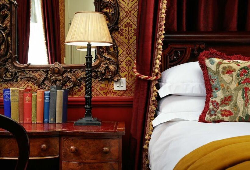 Полулюкс, The Gore London   Starhotels Collezione