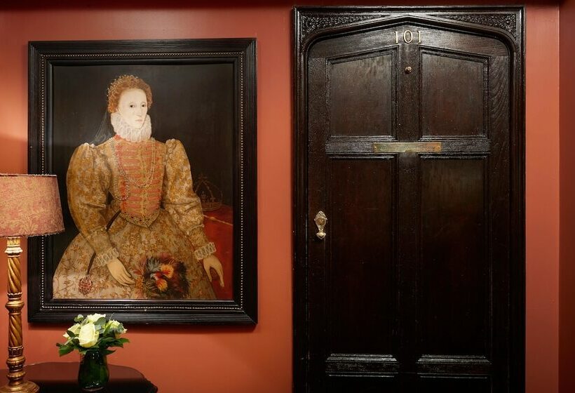 Люкс, The Gore London   Starhotels Collezione