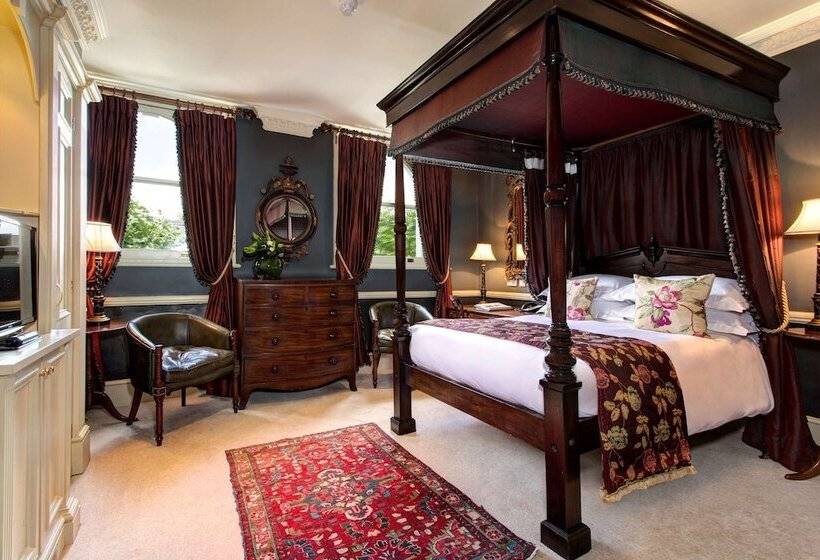 Номер Deluxe, The Gore London   Starhotels Collezione