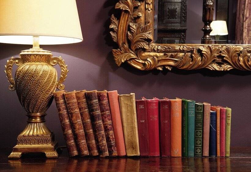 Люкс, The Gore London   Starhotels Collezione