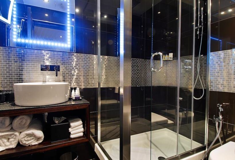 Номер Deluxe, Park Grand Marble Arch