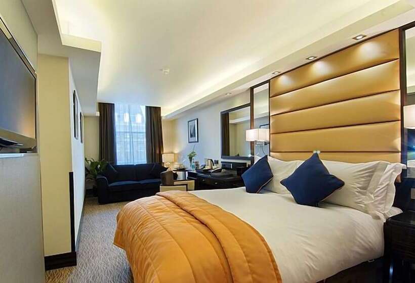 Номер Клуб, Park Grand Marble Arch