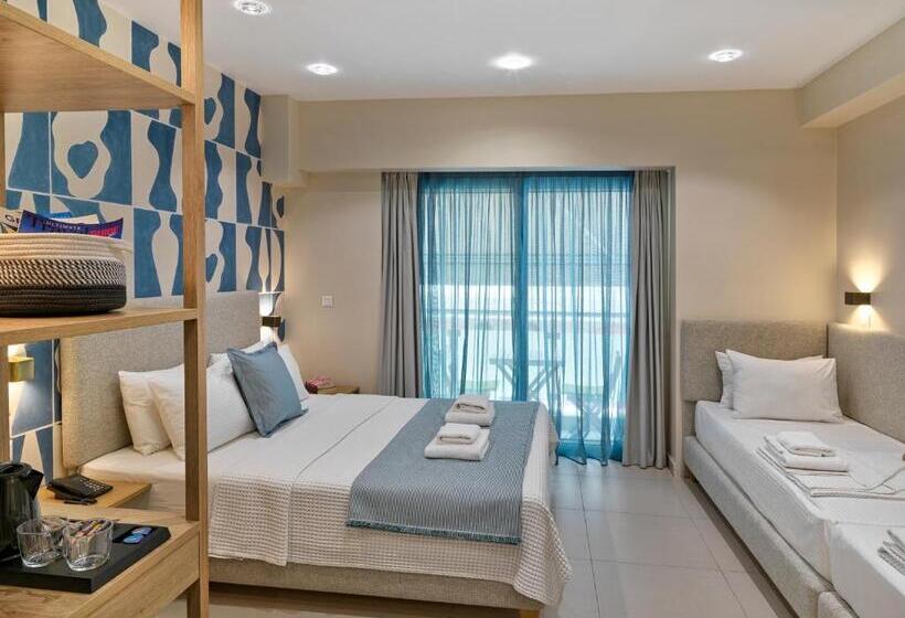 اتاق استاندارد چهار تخته, Phidias Piraeus
