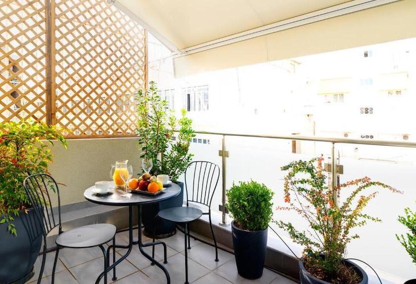 Superior Room with Terrace, Phidias Piraeus