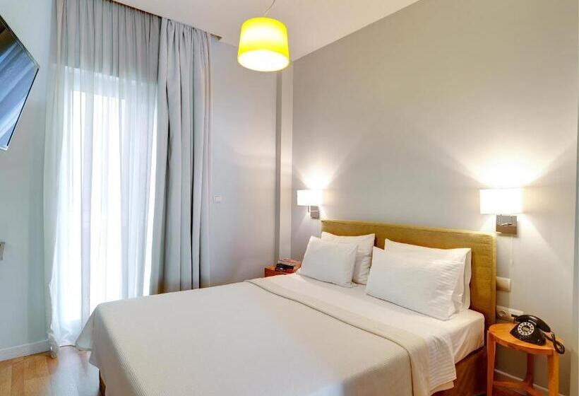 Superior Room with Terrace, Phidias Piraeus