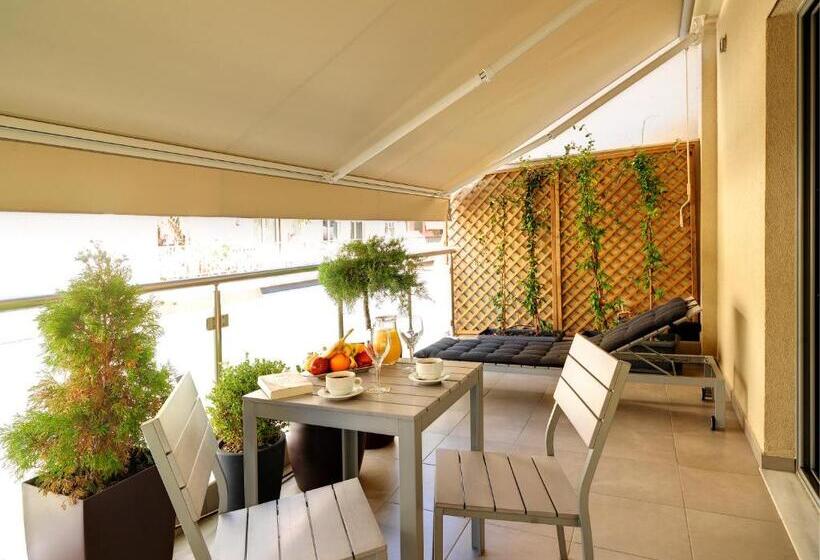 Superior Room with Terrace, Phidias Piraeus