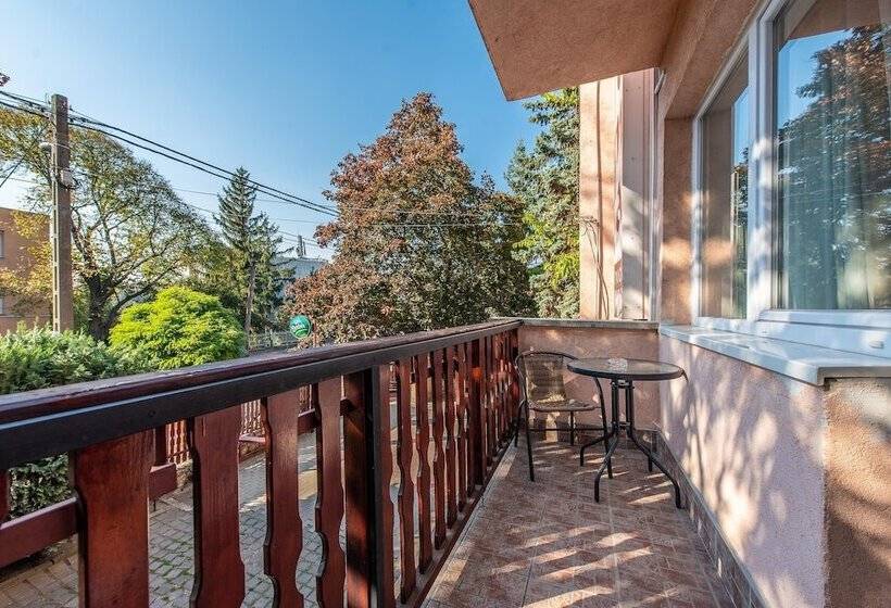 스탠다드 트리플 룸, Korona Panzió Budapest