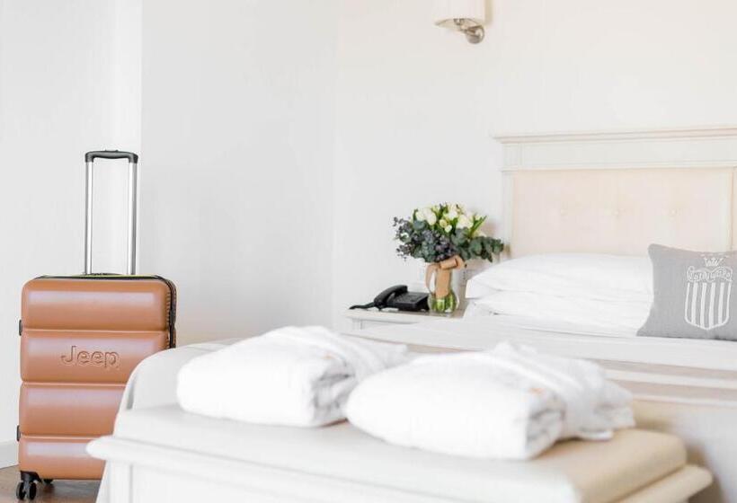Junior Suite con Balcón, Catalunya