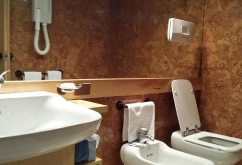 Трехместный Номер Superior, Les Jumeaux Courmayeur
