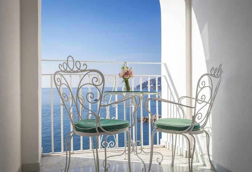 سوییت, Marina Riviera