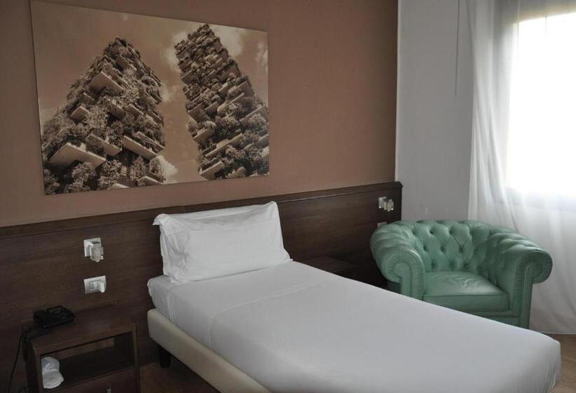 Номер Стандарт Индивидуальный, Nuovo Albergo Italia