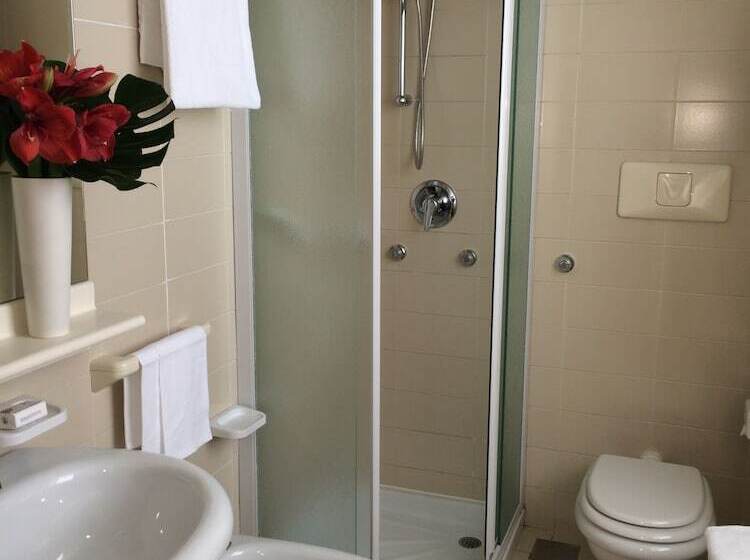 اتاق لوکس, Starhotels Cristallo Palace