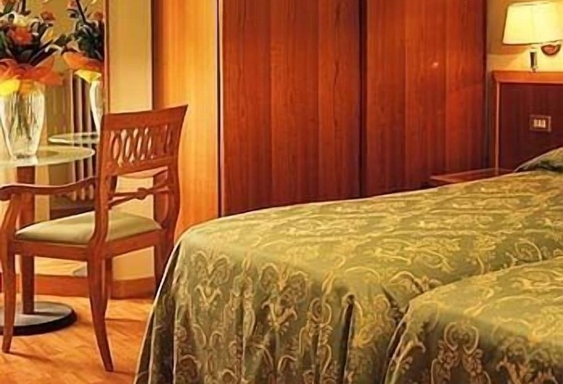 اتاق استاندارد یک نفره, Terme Milano
