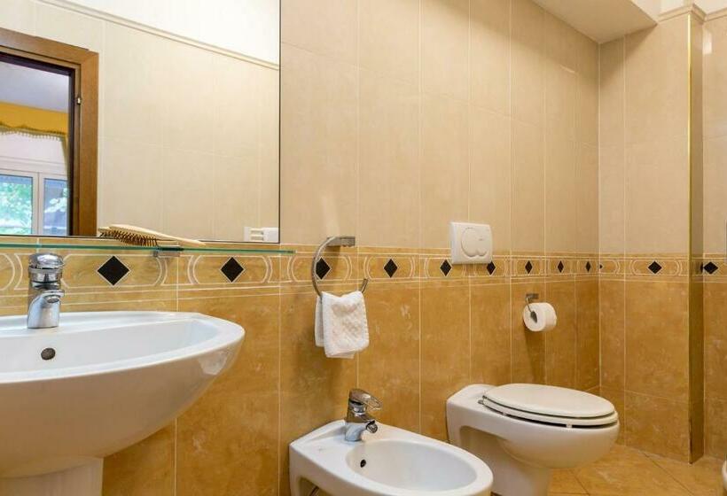 اتاق اکونومی, Hotel & Residence Venezia 2000