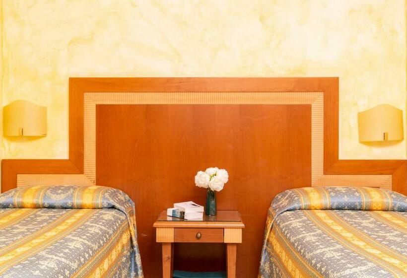سوییت جونیور, Hotel & Residence Venezia 2000