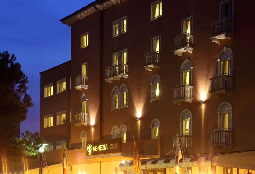 اتاق استاندارد با چشم‌انداز دریا, Hotel & Residence Venezia 2000