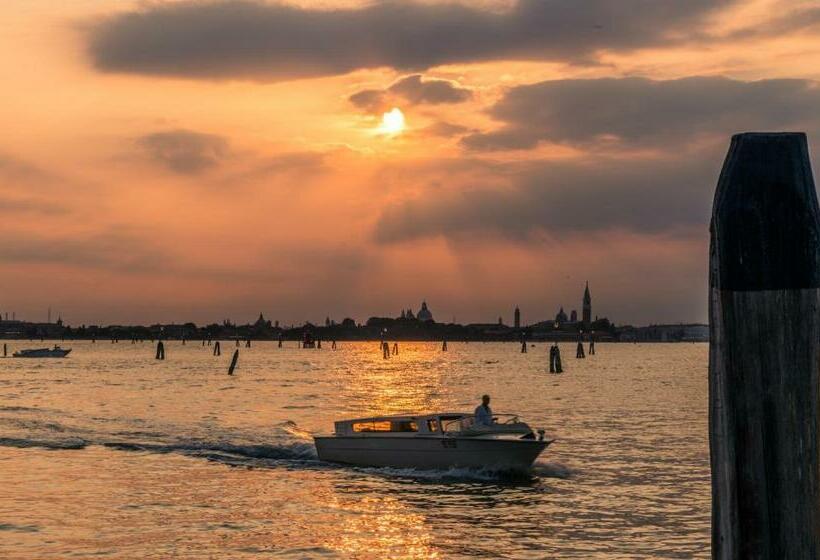 Economy Quadruple Room, Hotel & Residence Venezia 2000