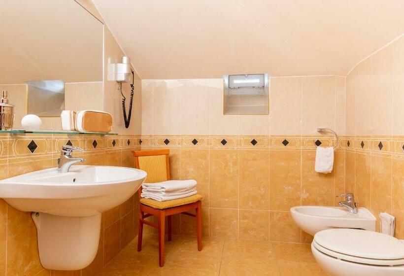 سوییت, Hotel & Residence Venezia 2000