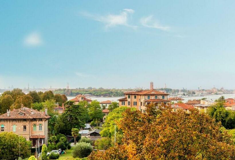 سوییت, Hotel & Residence Venezia 2000