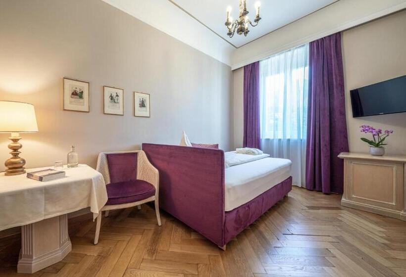 اتاق استاندارد یک نفره, Adria
