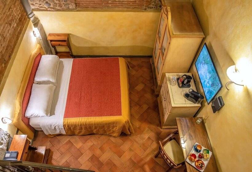اتاق استاندارد چهار تخته, Alba Palace