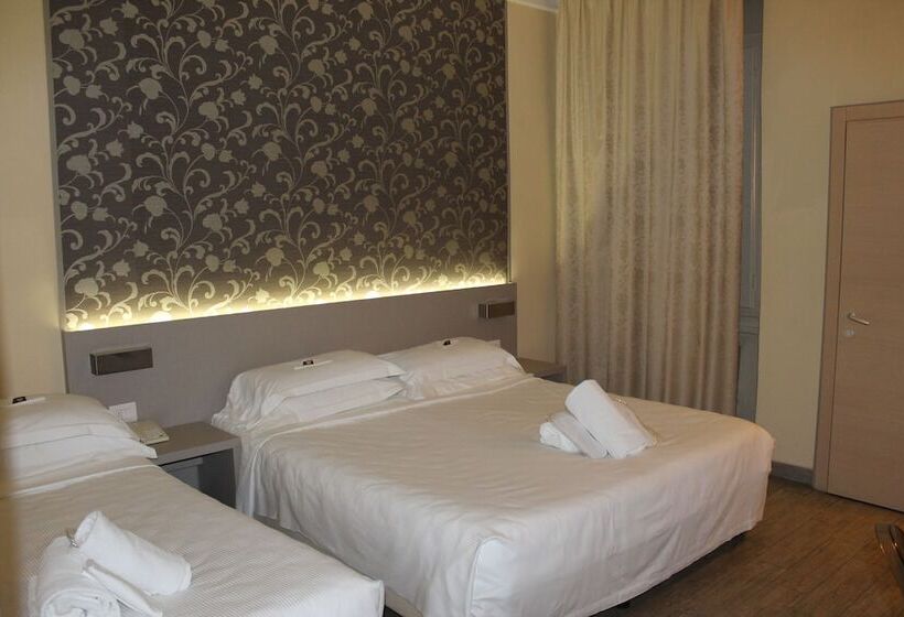 اتاق استاندارد سه نفره, Albergo Firenze