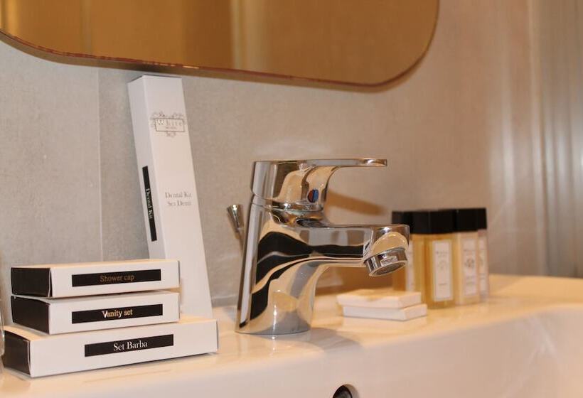 اتاق استاندارد چهار تخته, Albergo Firenze
