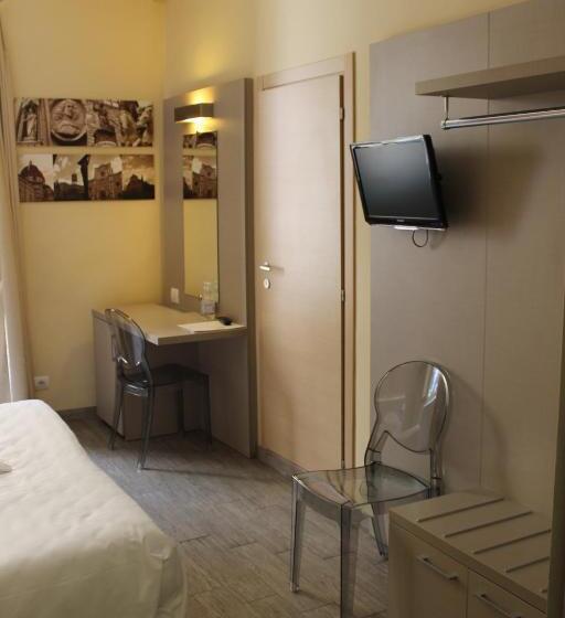 اتاق استاندارد یک نفره, Albergo Firenze
