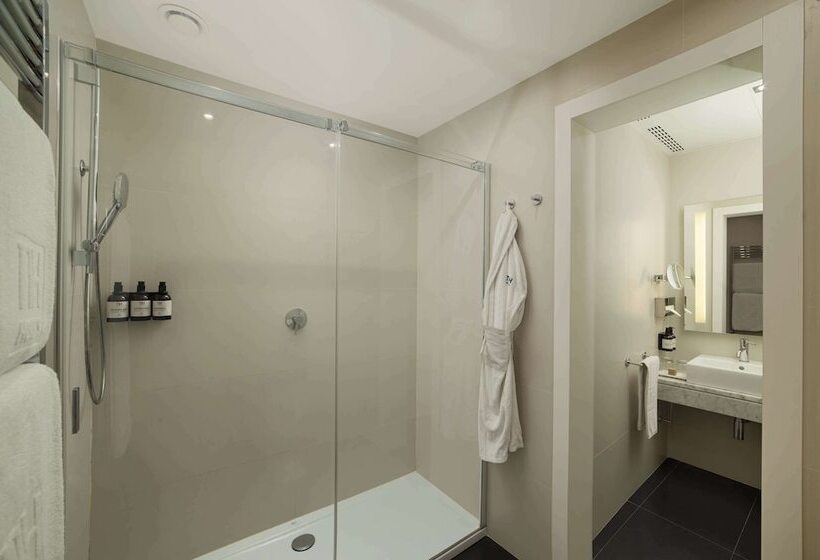 Junior Suite, NH Genova Centro