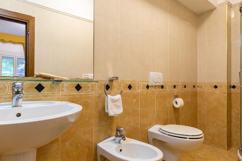 اتاق اکونومی, Hotel & Residence Venezia 2000