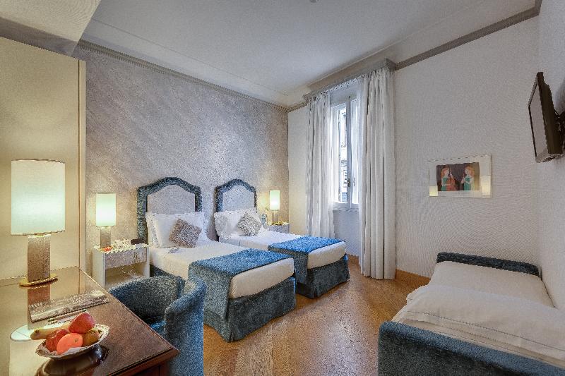 اتاق راحتی سه تخته, Rivoli Boutique
