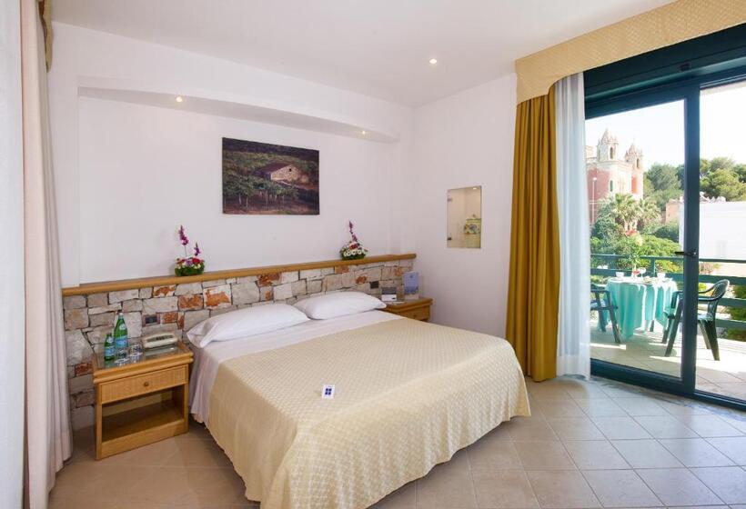 Номер Стандарт, Terminal   Caroli Hotels