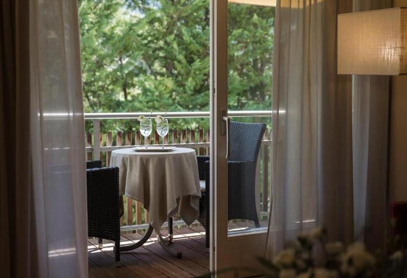 Люкс Кровать Кинг, Mignon Meran Park & Spa