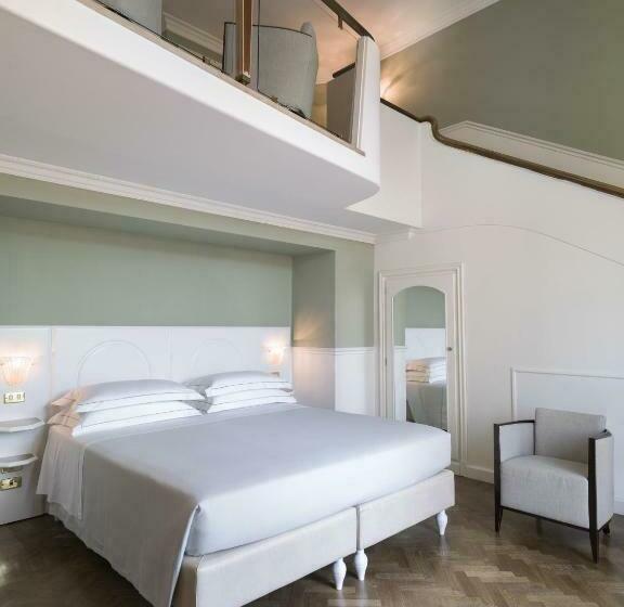 Suite Familiare, Plaza Hotel Lucchesi