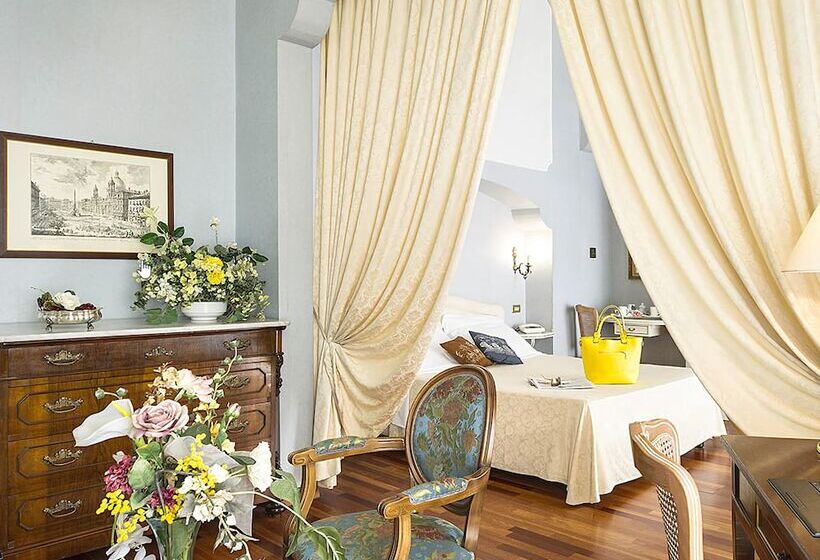 اتاق خانوادگی, Grande Albergo Quattro Stagioni