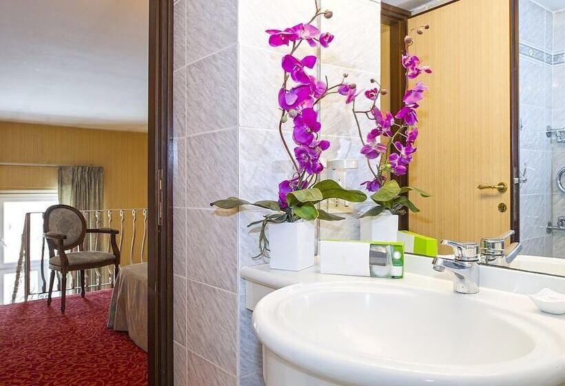 اتاق استاندارد یک نفره, Grande Albergo Quattro Stagioni