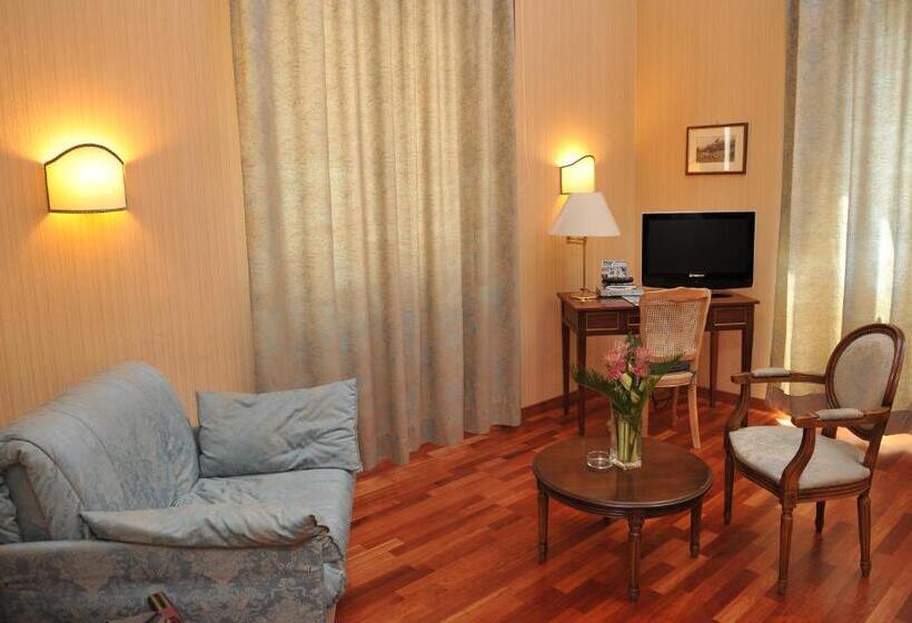 اتاق استاندارد, Grande Albergo Quattro Stagioni