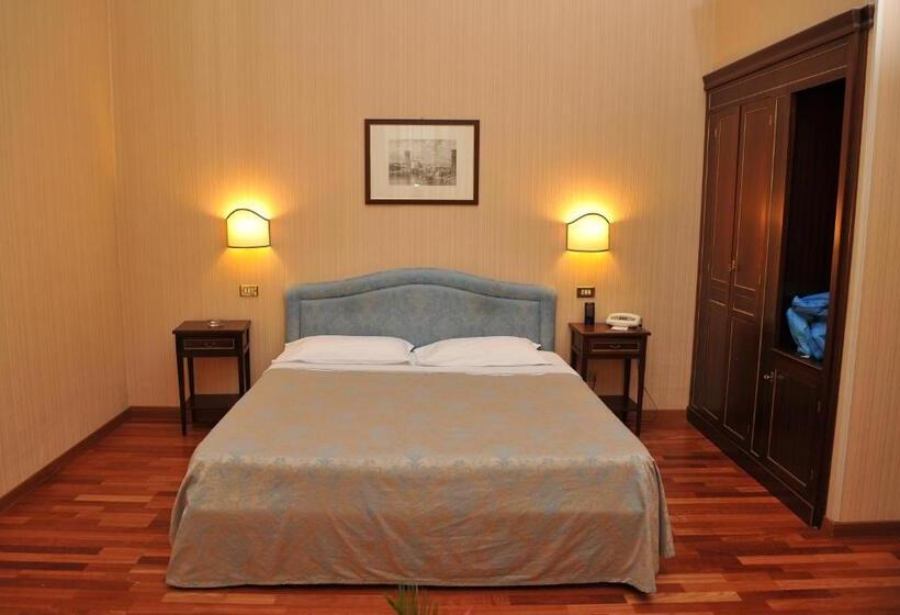 اتاق استاندارد, Grande Albergo Quattro Stagioni