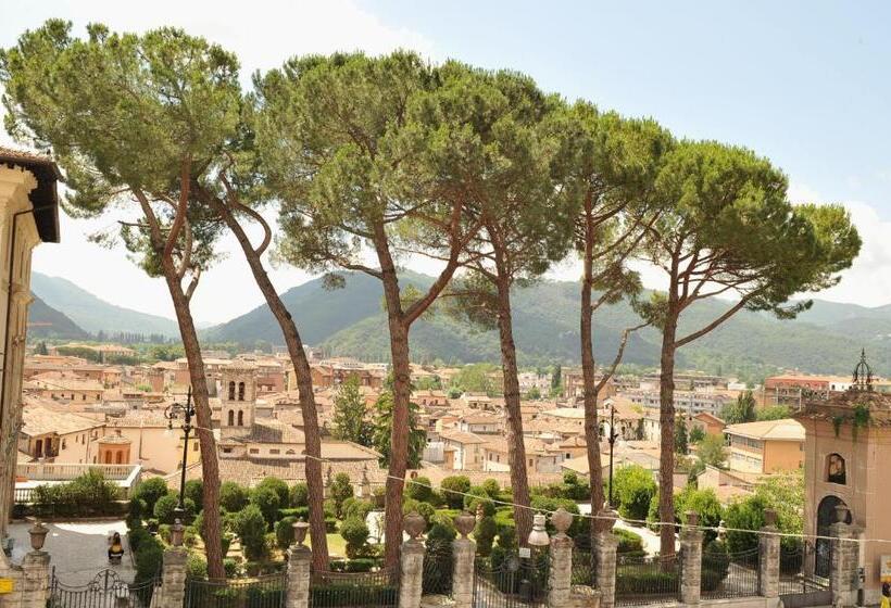 سوییت, Grande Albergo Quattro Stagioni