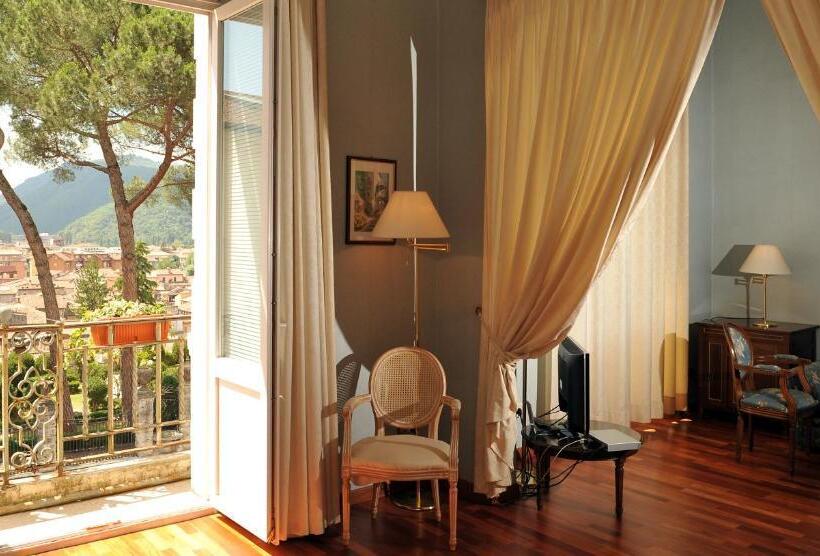 سوییت, Grande Albergo Quattro Stagioni