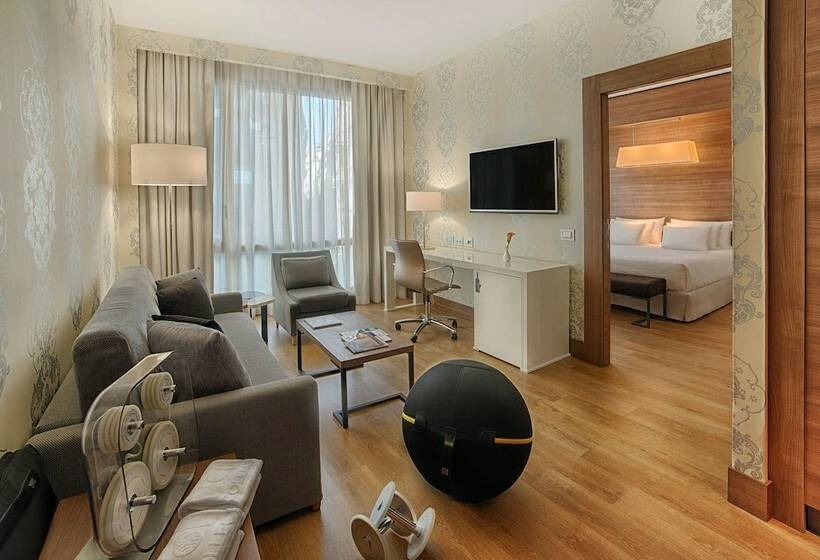 سوییت جونیور, NH Collection Milano President