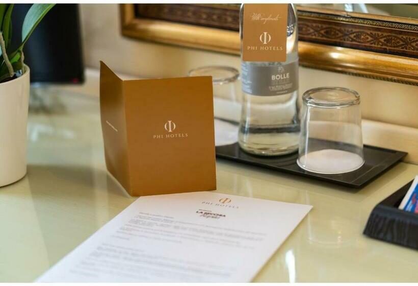 سوییت جونیور, Phi Hotel Canalgrande