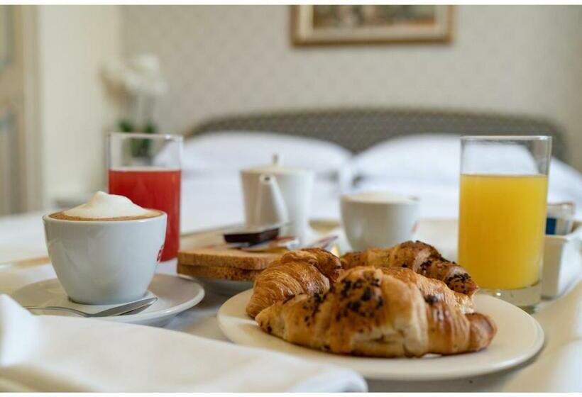 اتاق سوپریور, Phi Hotel Canalgrande