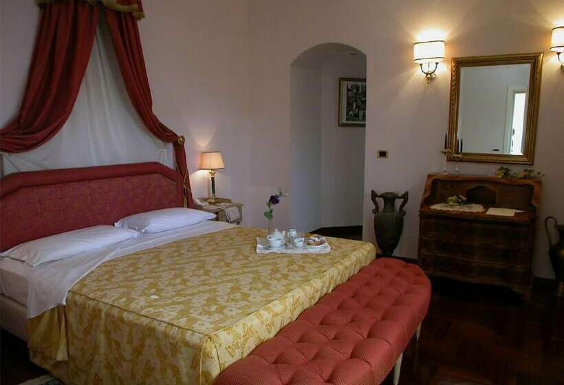 Люкс, Grand Hotel Villa Politi