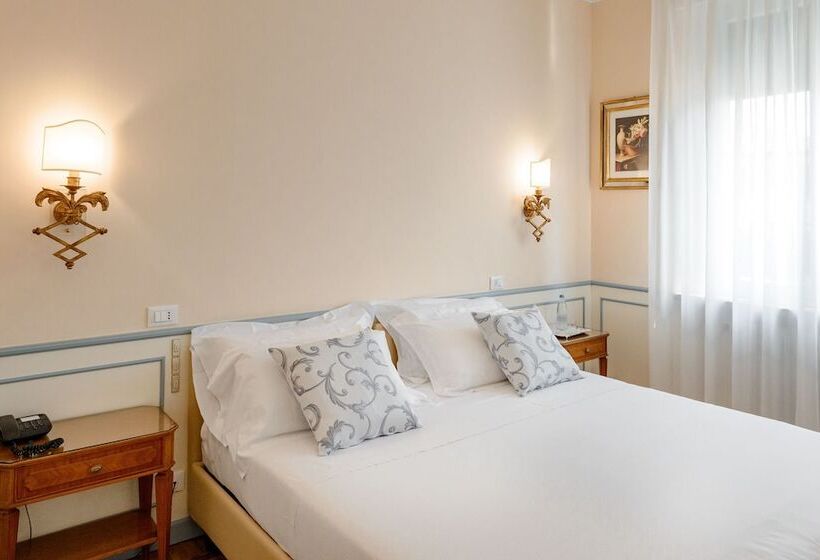 Habitación Estándar, Continental
