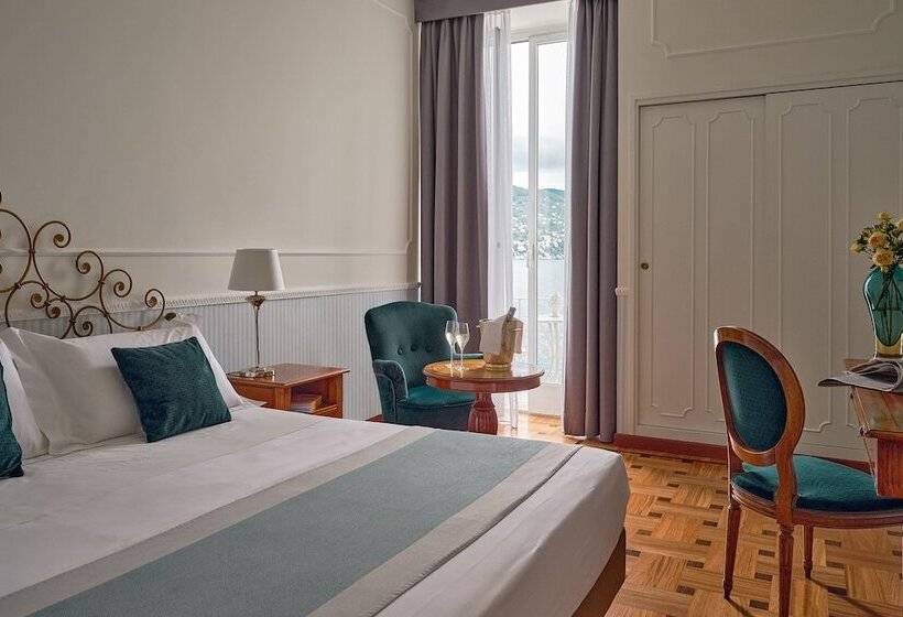 Deluxe Room Sea View, Grand Hotel Miramare