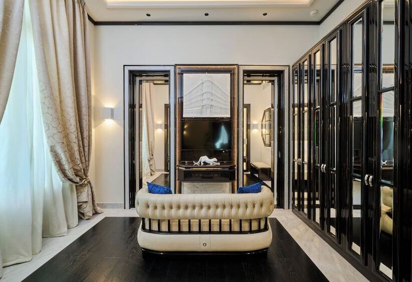 سوئیت پرزیدنت, Grand Hotel Principe Di Piemonte